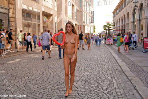Nude in Public nude photo 44