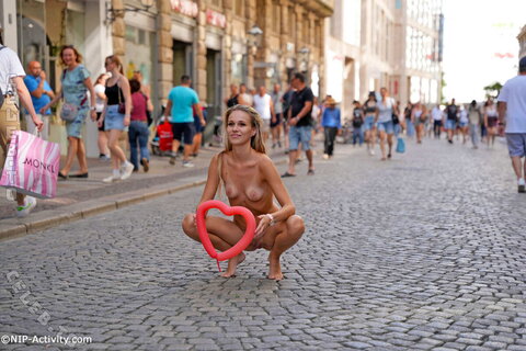 Nude in Public nude photo 31