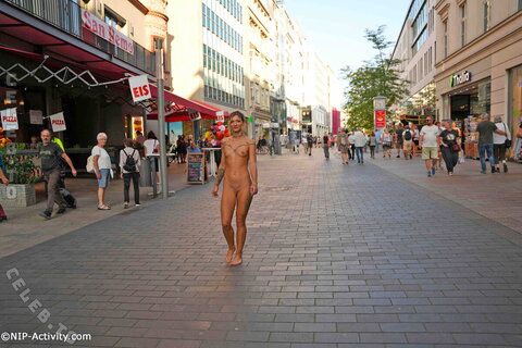 Nude in Public nude photo 186