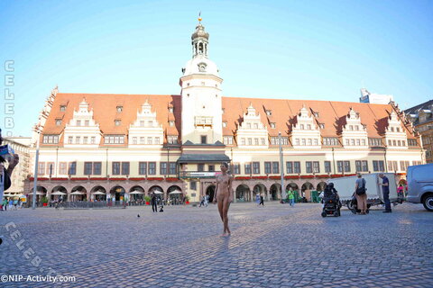 Nude in Public nude photo 78