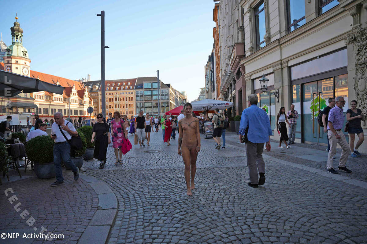 Nude in Public nude photo 6