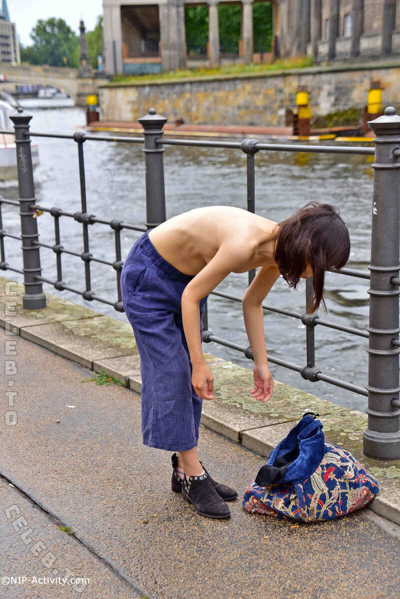 Nude in Public nude photo 13