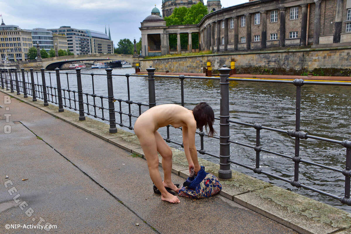 Nude in Public nude photo 1