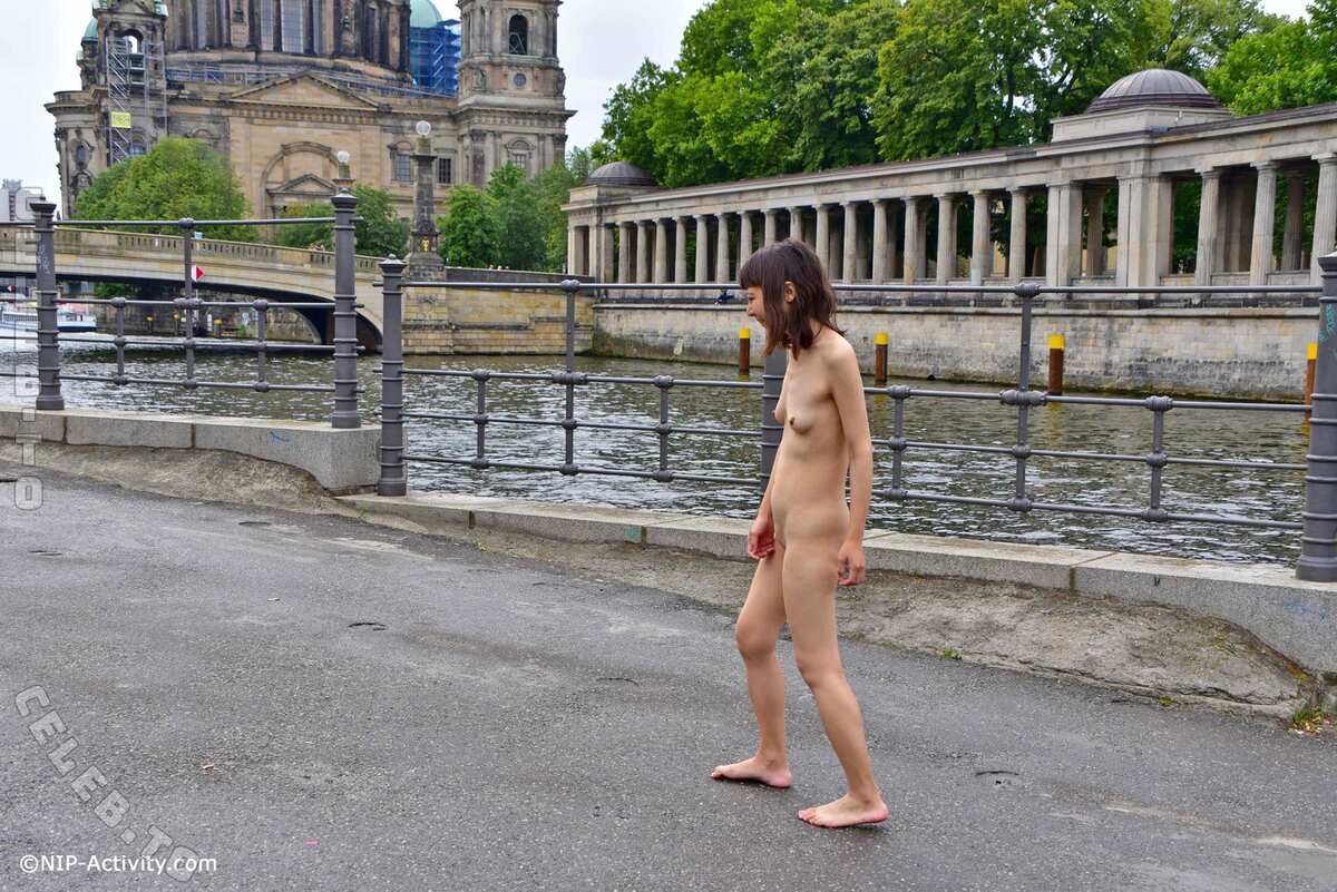 Nude in Public nude photo 7