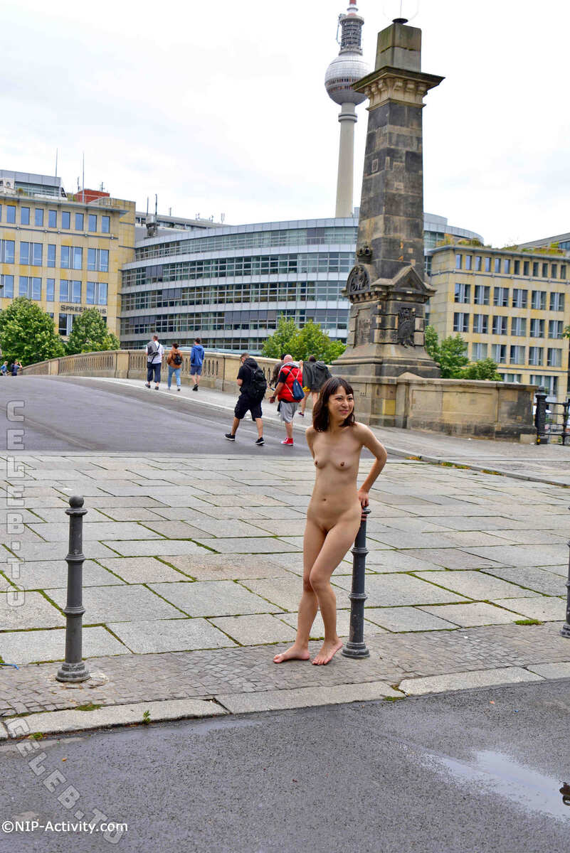 Nude in Public nude photo 6