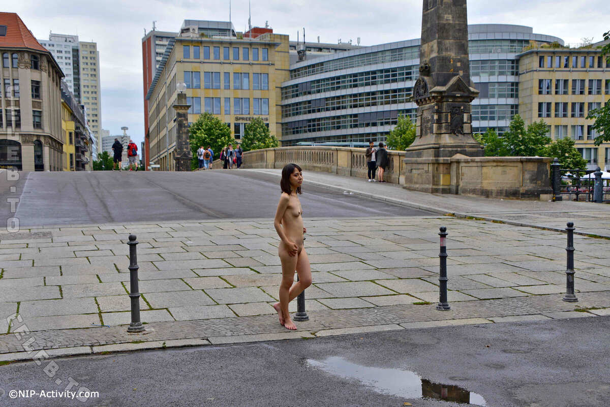 Nude in Public nude photo 14