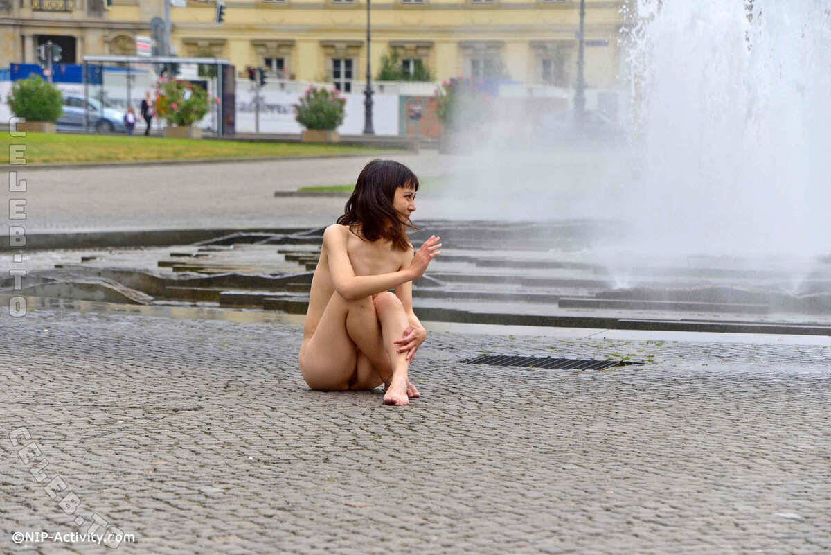 Nude in Public nude photo 11