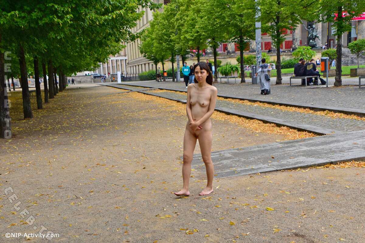 Nude in Public nude photo 10