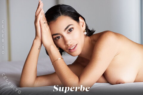 Nude-Muse photo 2