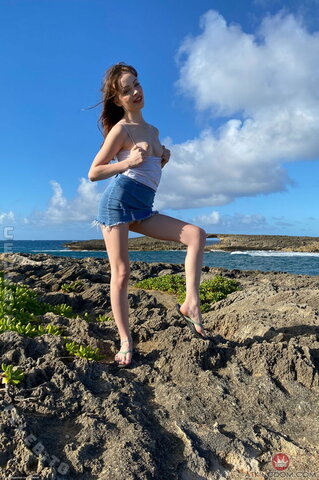 Nude-Muse photo 1