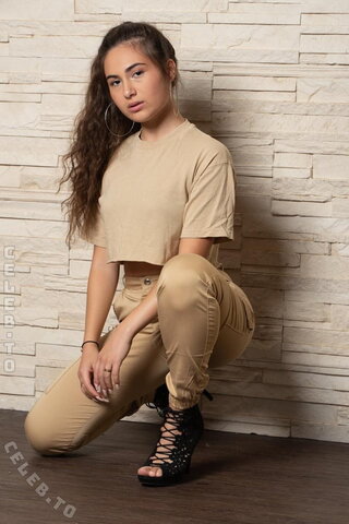 nurcinaleyna nude photo 4