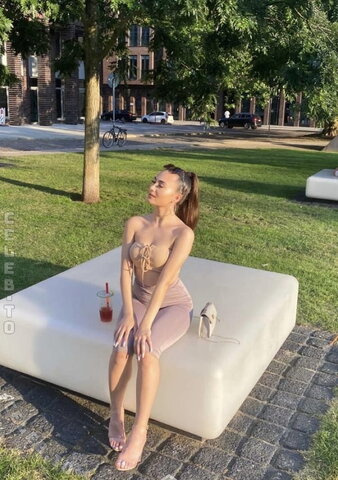 nurcinaleyna nude photo 7