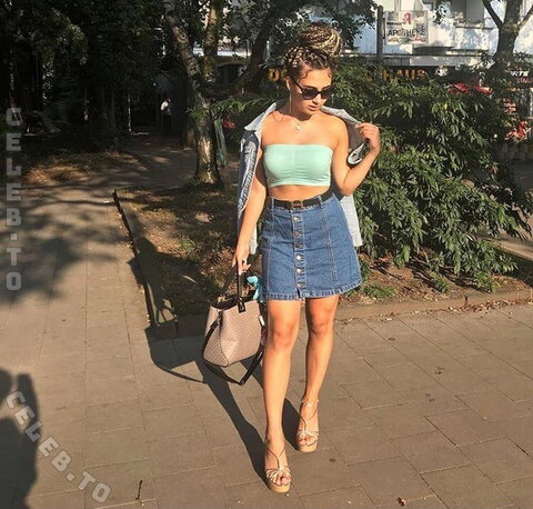nurcinaleyna nude photo 8