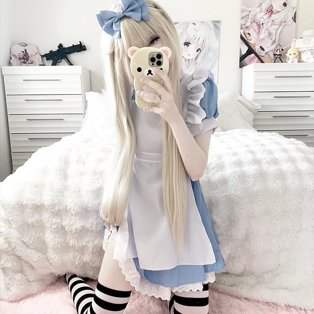 nyauseea nude photo 3