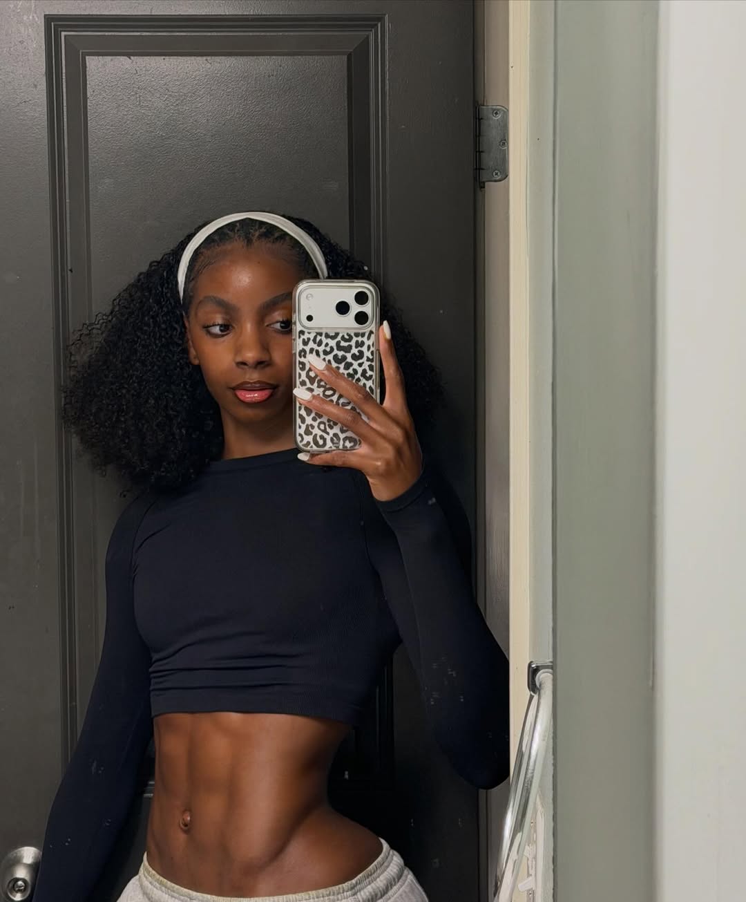 Nyla Davis nude photo 7