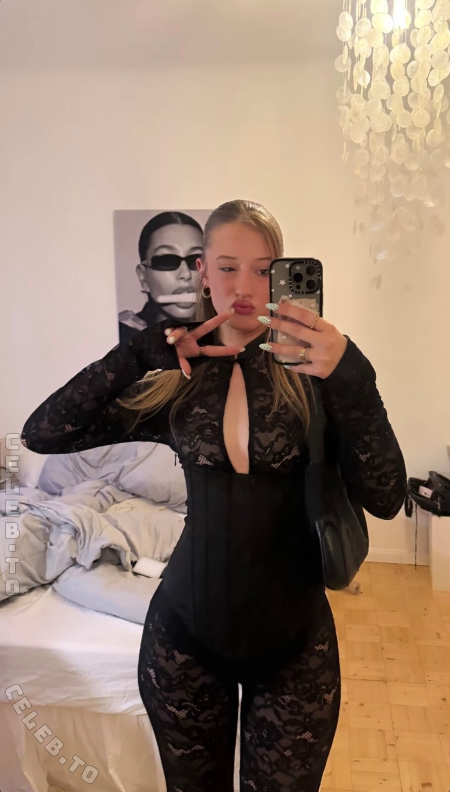 Nylaamriaa nude photo 1
