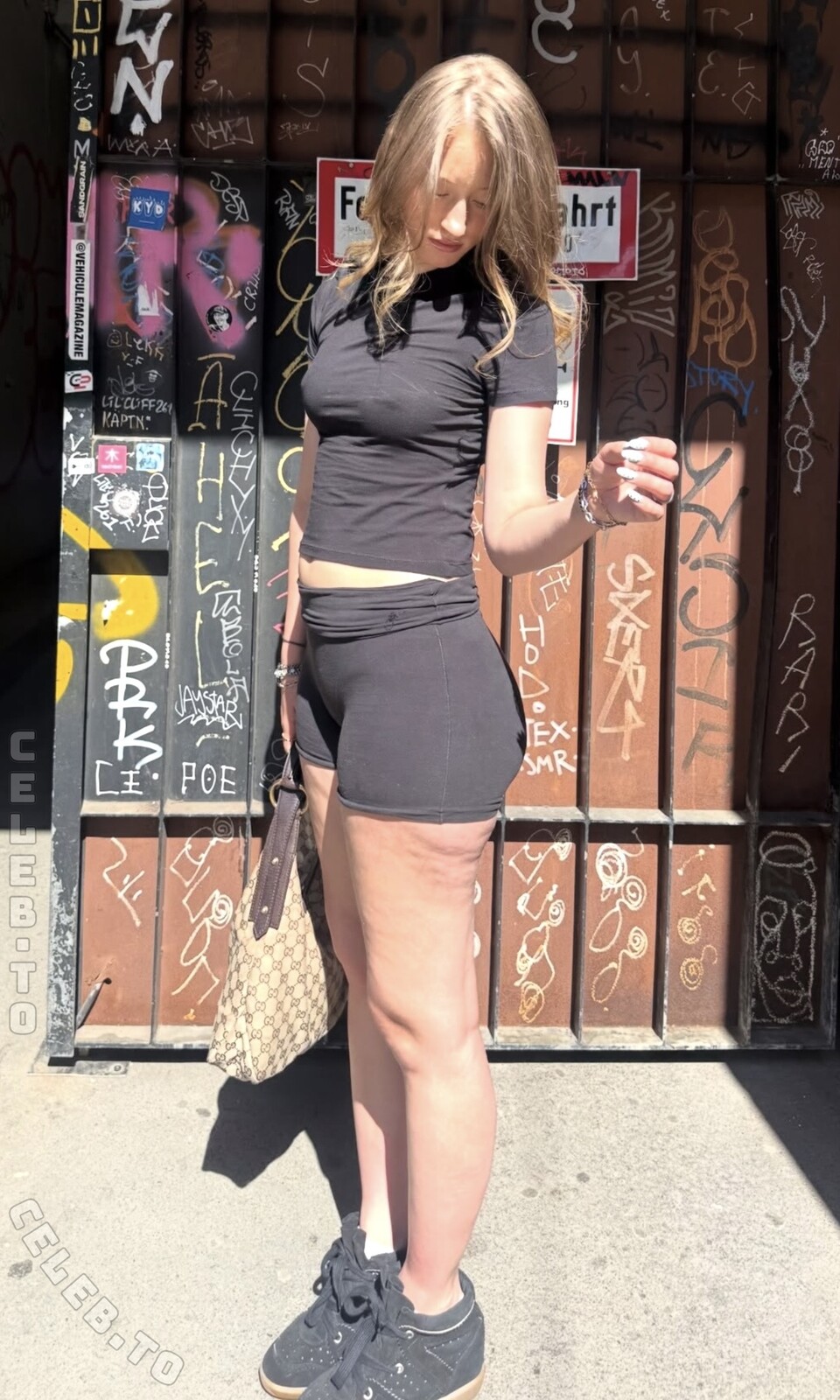 Nylaamriaa nude photo 1