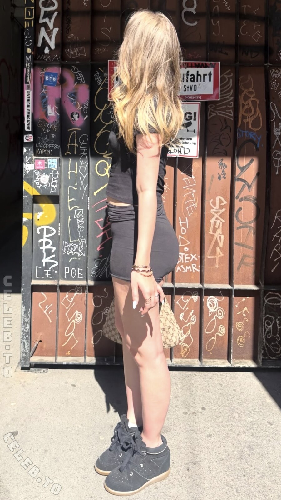 Nylaamriaa nude photo 2