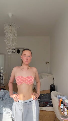 Nylaamriaa nude photo 2