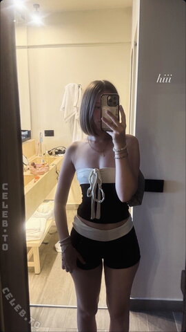 Nylaamriaa Fresh (2 photos)