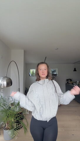 Nylaamriaa – I found it too crazy not to post it here