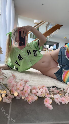 nymphet_angel nude photo 41