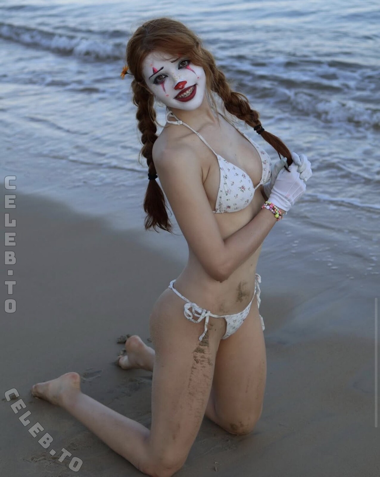 Nymphetty nude photo 4