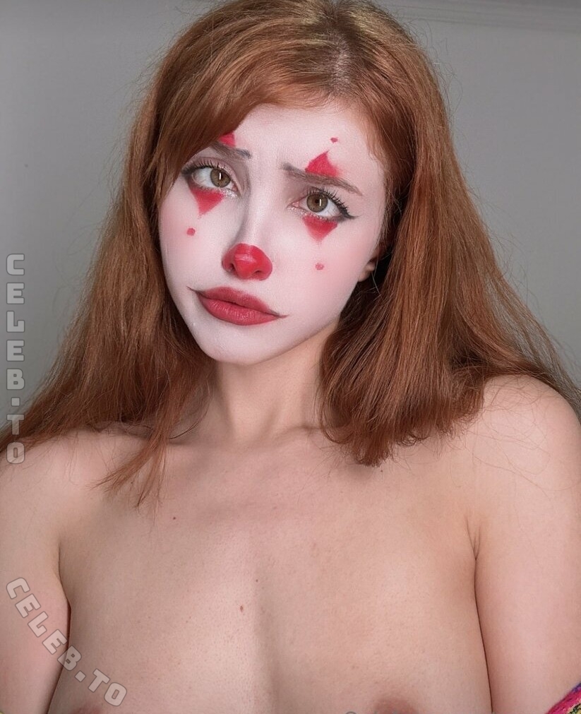 Nymphetty nude photo 1