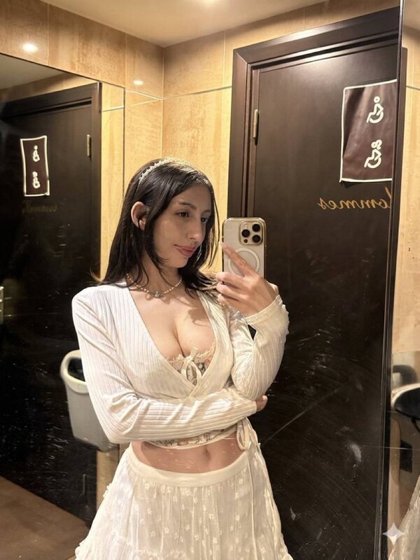 Nyphthys nude photo 2