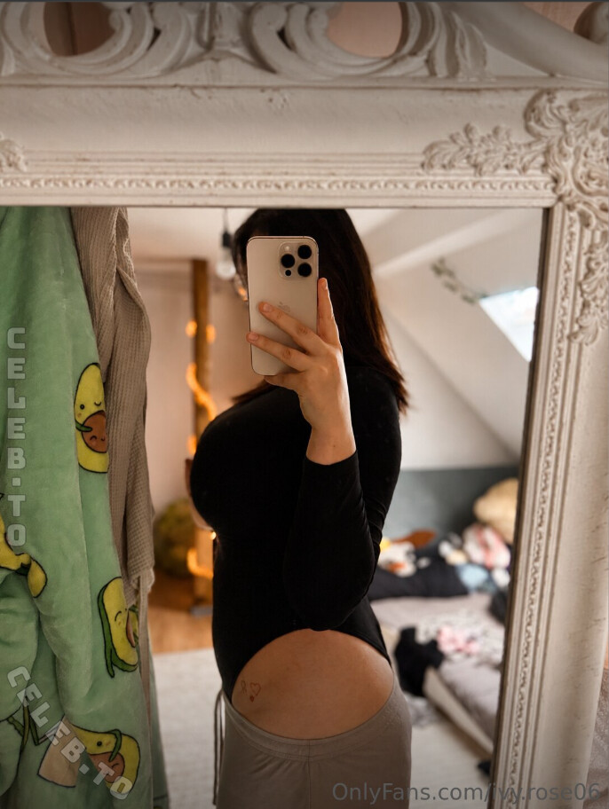 nyrae nude photo 1