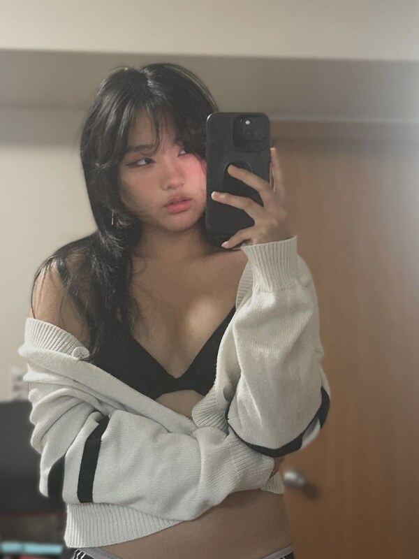 OffbrandTea nude photo 3
