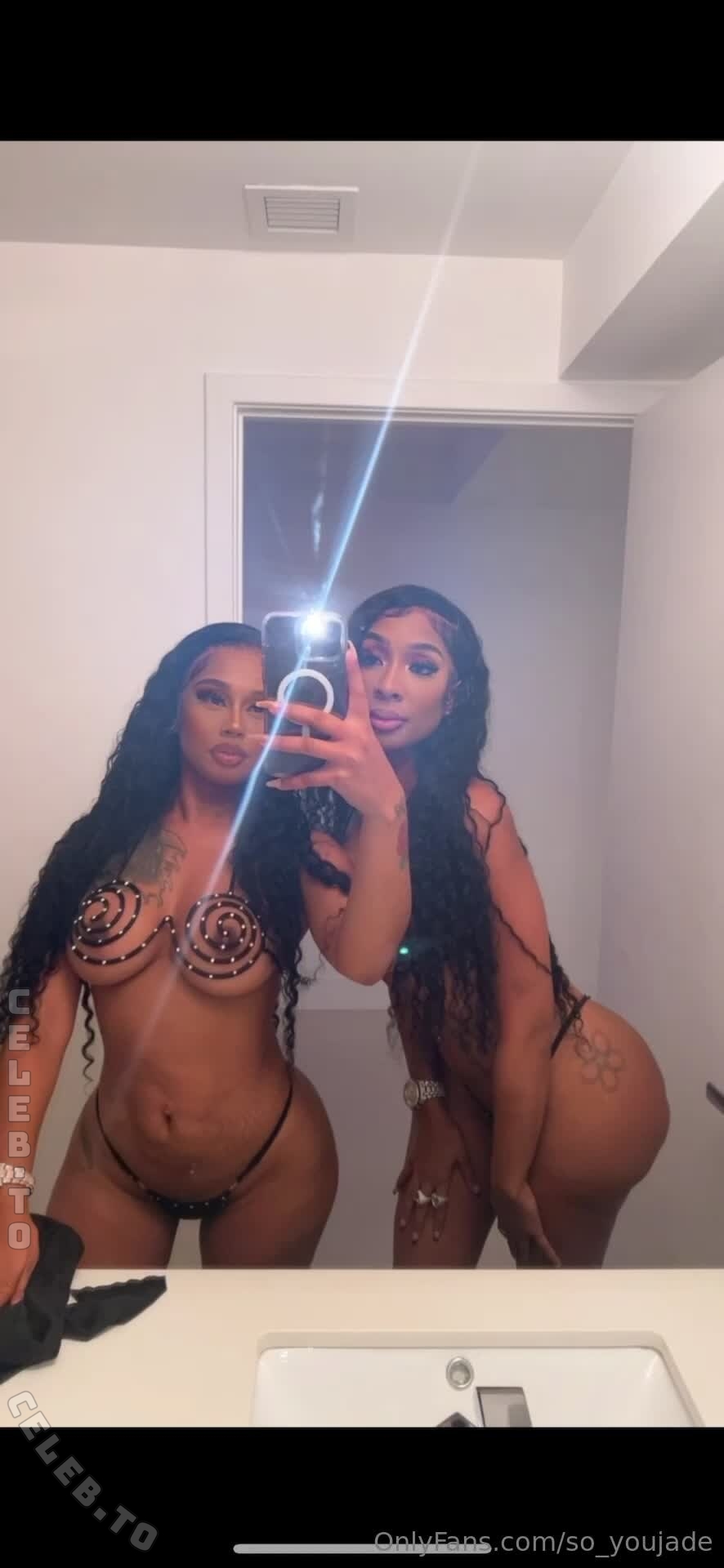 Ohsoyoujade nude photo 4
