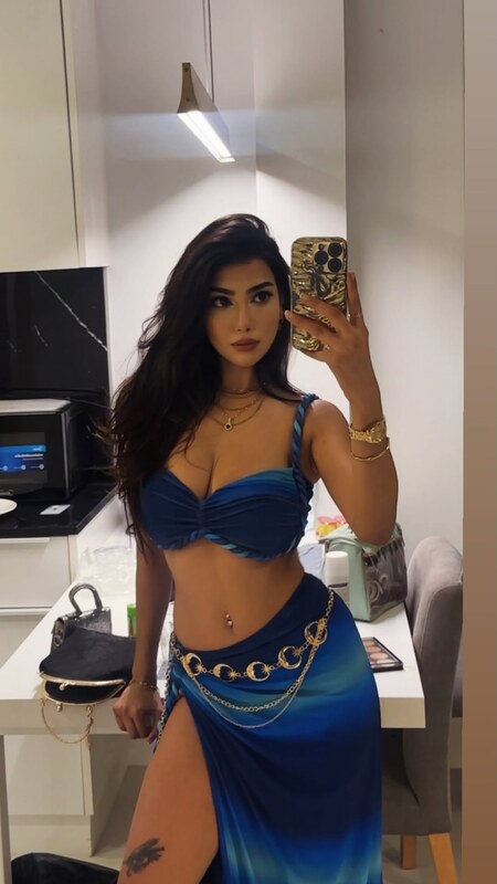 okayrhea instagram exclusive nude photo 1