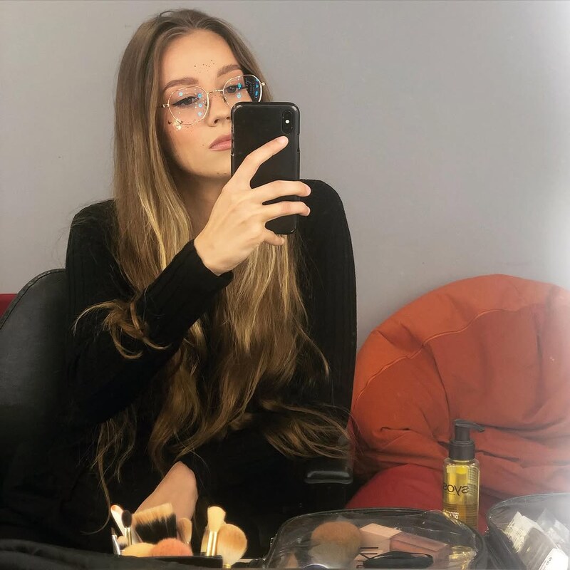Olaczka nude photo 14