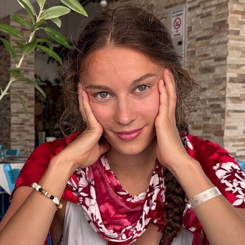 Olaczka nude photo 33