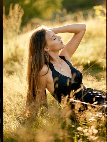 Olaczka nude photo 29