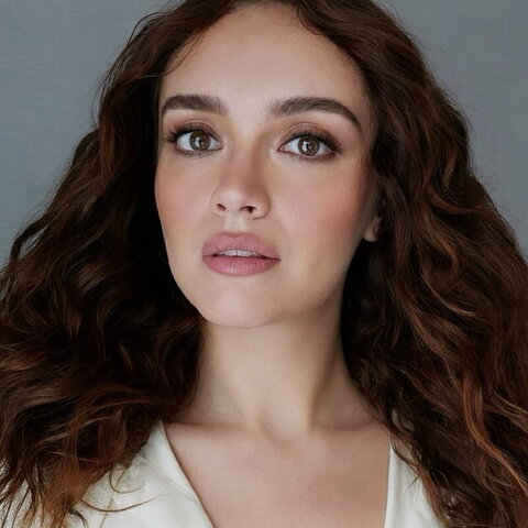 Olivia Cooke photo 2