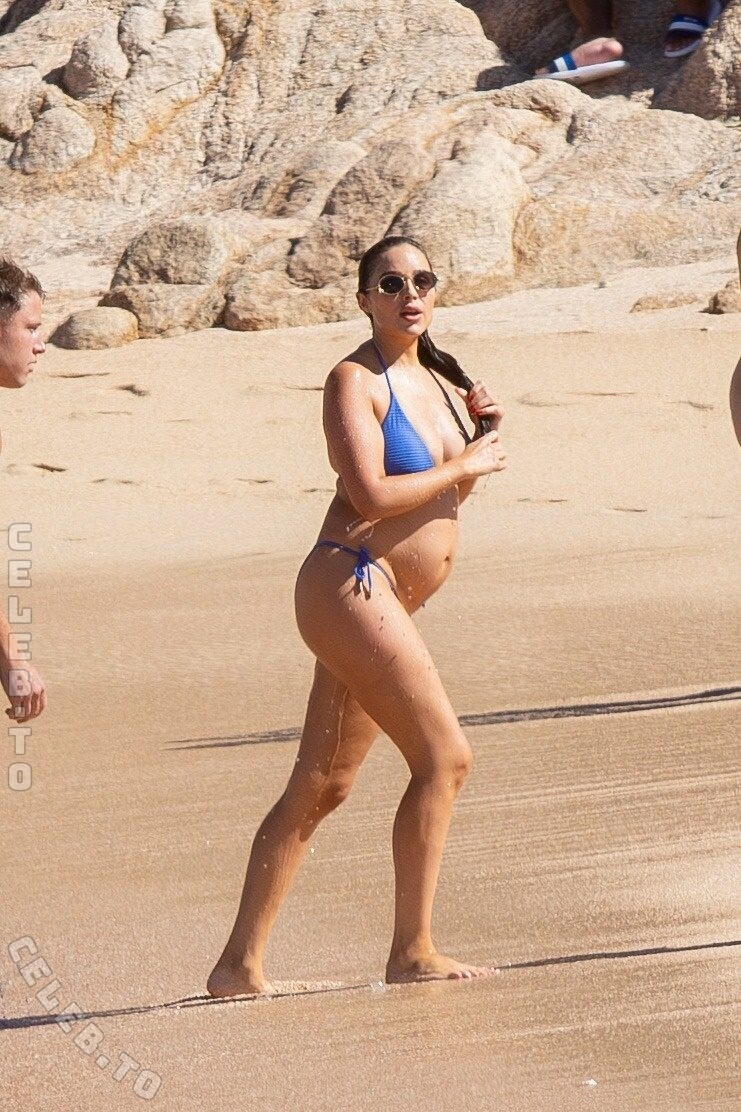 Olivia Culpo nude photo 8