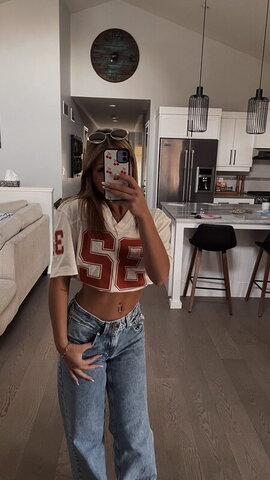 olivia deni nude photo 2