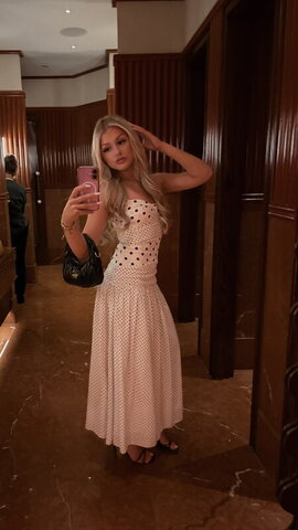 olivia deni nude photo 1