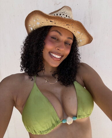 Olivia Nelson-Ododa nude photo 29