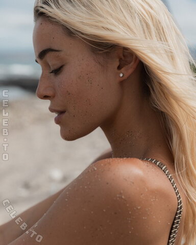 Olivia Ponton nude photo 10