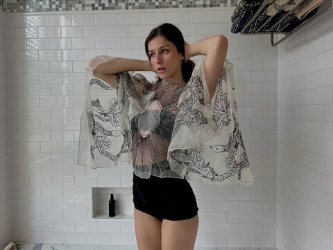 Olivia Rouyre Sexy (6 photos)