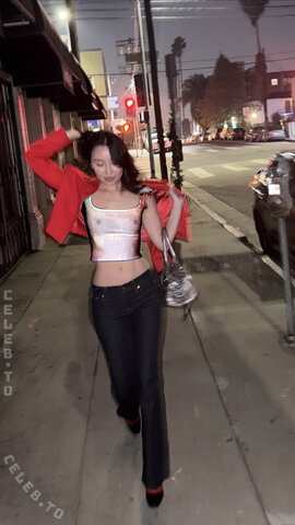 Olivia Sui nude photo 12