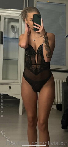 Olivia Tollesson nude photo 20