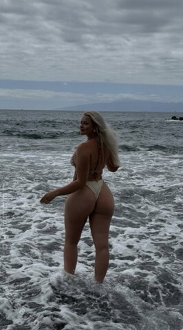 oliviahbls nude photo 19