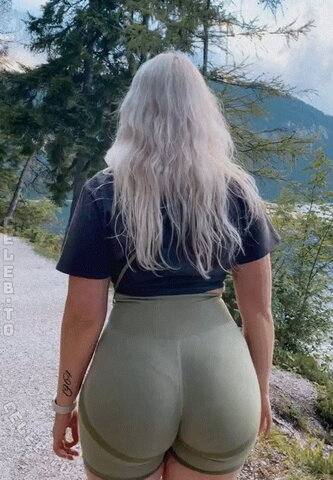 oliviahbls nude photo 18