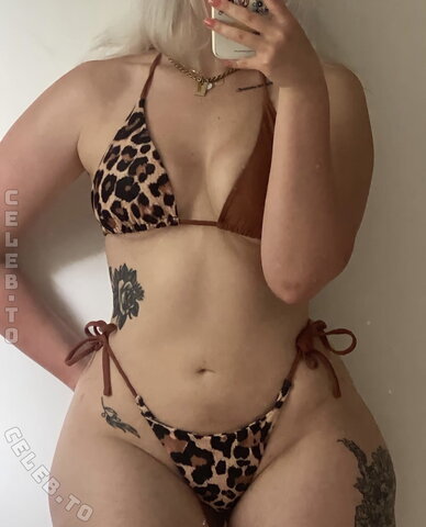 oliviahbls nude photo 37