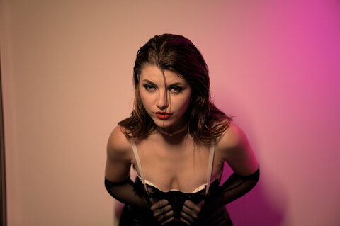 Olyashaa nude photo 54