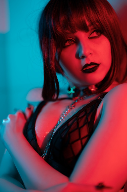 Olyashaa nude photo 16